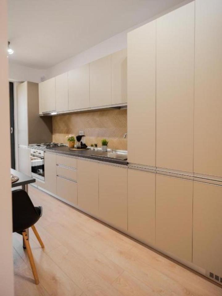 Lux Apartament باكاو المظهر الخارجي الصورة